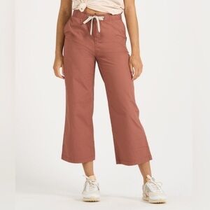 NWOT VUORI Womens Ripstop Wide leg Dusty Rose Organic Cotton Cropped size small